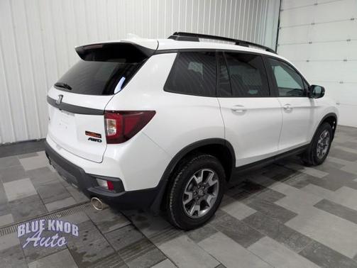 2022 Honda Passport AWD TrailSport