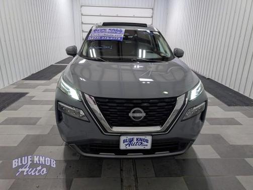 Boulder Gray Pearl 2023 Nissan Rogue SL
