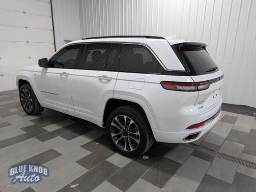 2022 Jeep Grand Cherokee 4xe Overland