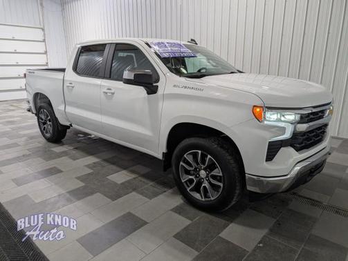 Summit White 2024 Chevrolet Silverado 1500 LT