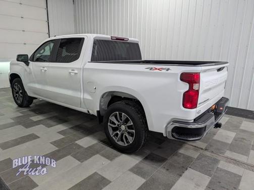 Summit White 2024 Chevrolet Silverado 1500 LT