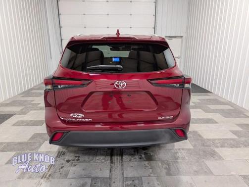 2025 Toyota Highlander XLE
