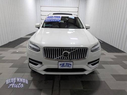 2025 Volvo XC90 B6 Plus 7-Seater