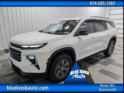 2025 Chevrolet Traverse LT