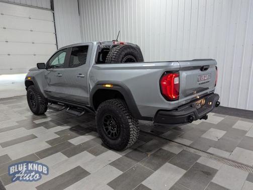 2024 GMC Canyon AT4X