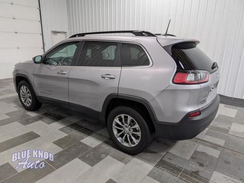 2022 Jeep Cherokee Latitude Lux