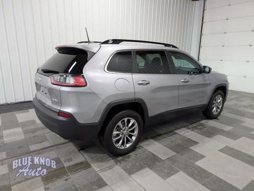 2022 Jeep Cherokee Latitude Lux