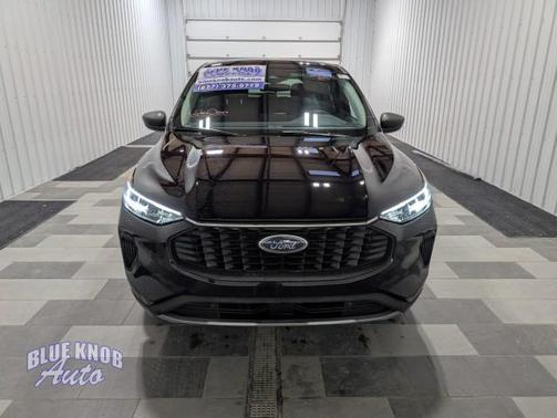 Agate Black Metallic 2025 Ford Escape Active