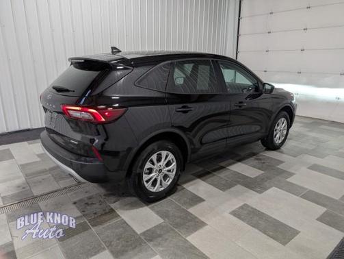Agate Black Metallic 2025 Ford Escape Active