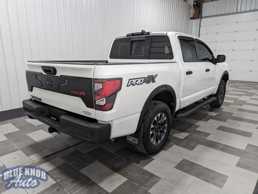 2024 Nissan Titan PRO-4X