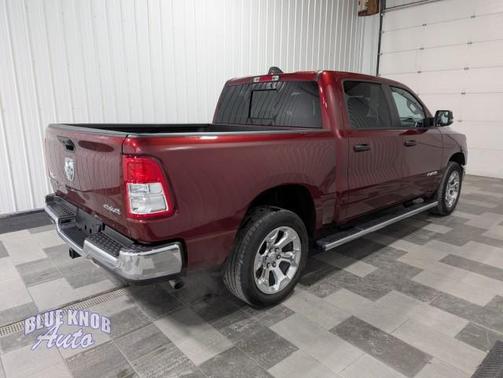Delmonico Red Pearlcoat 2023 RAM 1500 Big Horn/Lone Star