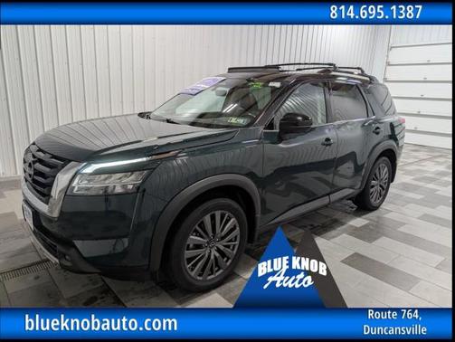 2023 Nissan Pathfinder SL 4WD