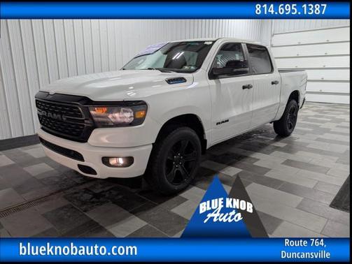 Bright White Clearcoat 2023 RAM 1500 Big Horn/Lone Star