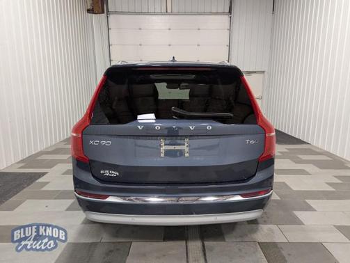 2022 Volvo XC90 T6 Inscription