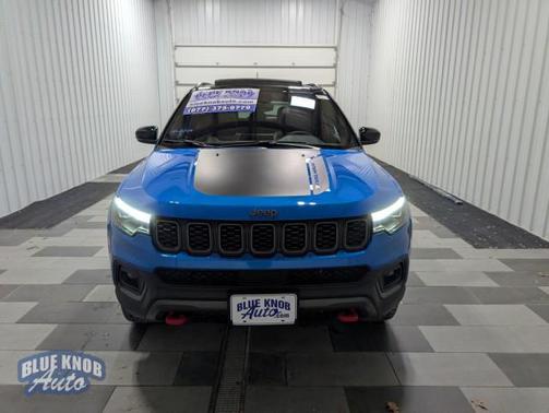 2025 Jeep Compass Trailhawk