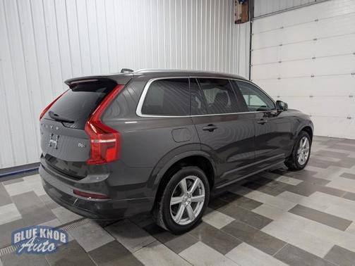 2023 Volvo XC90 B6 Core