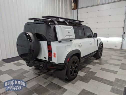 2023 Land Rover Defender 110 X-Dynamic SE