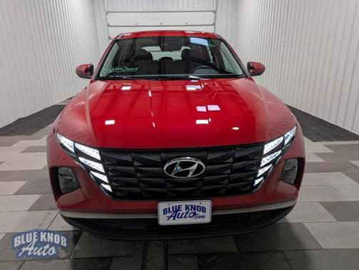 2023 Hyundai TUCSON SE