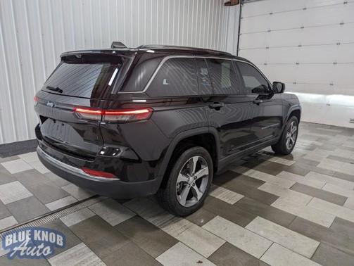 2023 Jeep Grand Cherokee 4xe Base