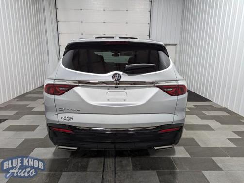 2022 Buick Enclave AWD Essence