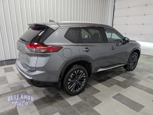 Gun Metallic 2024 Nissan Rogue Platinum