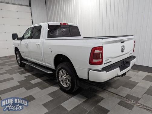 2024 RAM 3500 Laramie Crew Cab 4x4 6'4' Box