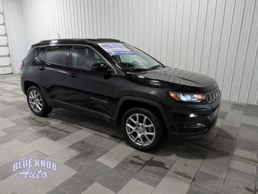 2022 Jeep Compass Latitude Lux