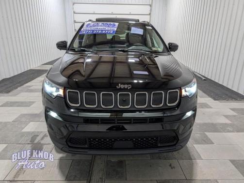2022 Jeep Compass Latitude Lux