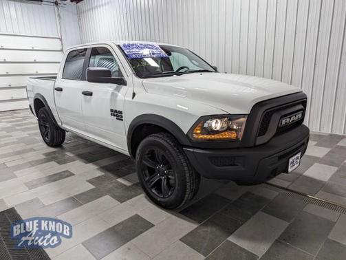 2024 RAM 1500 Classic Warlock Crew Cab 4x4 5'7' Box