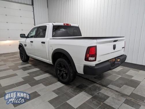 2024 RAM 1500 Classic Warlock Crew Cab 4x4 5'7' Box