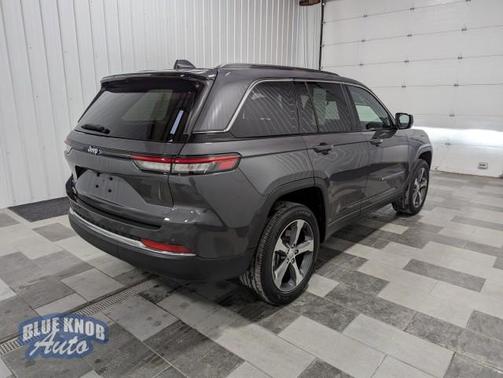 2022 Jeep Grand Cherokee 4xe Base