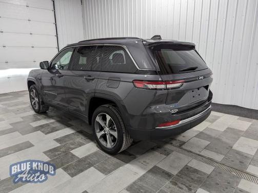 2022 Jeep Grand Cherokee 4xe Base