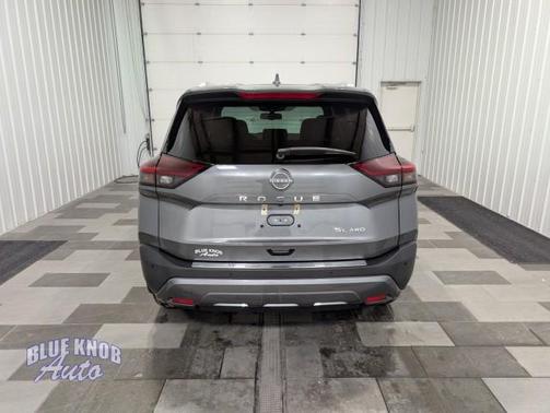 Gun Metallic 2023 Nissan Rogue SL
