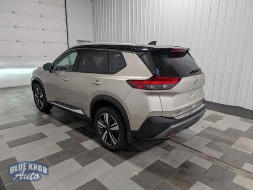 2022 Nissan Rogue SL