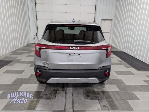 Steel Gray 2026 Kia Seltos LX