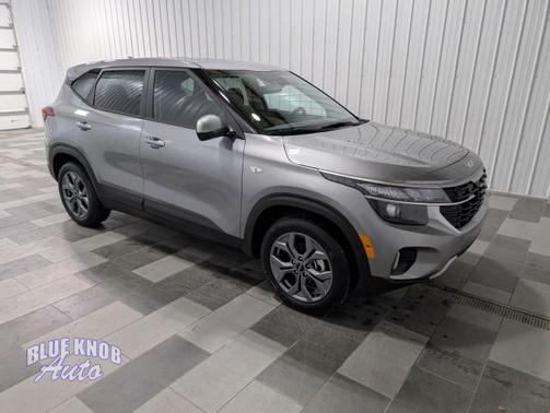 Steel Gray 2026 Kia Seltos LX