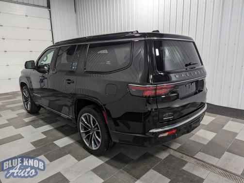 2023 Jeep Wagoneer Series III 4x4