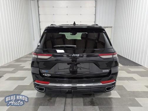 2023 Jeep Grand Cherokee 4xe Overland