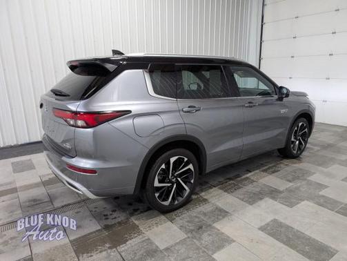 2024 Mitsubishi Outlander PHEV SEL