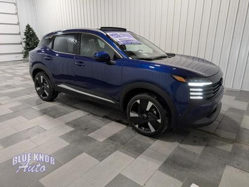 2025 Nissan Kicks SR