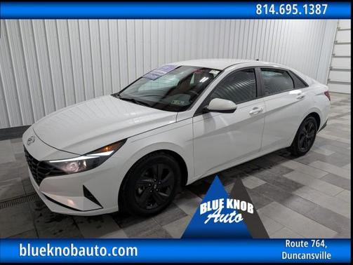 2022 Hyundai ELANTRA SEL