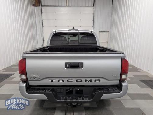 2022 Toyota Tacoma SR