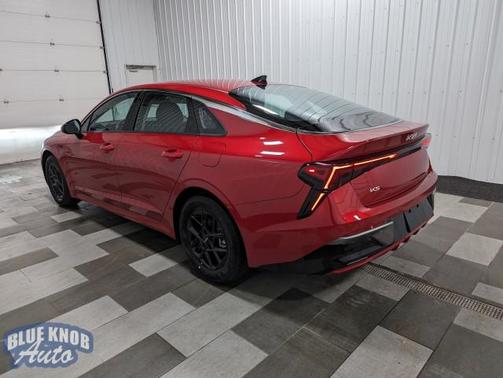 2025 Kia K5 LXS