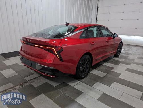 2025 Kia K5 LXS