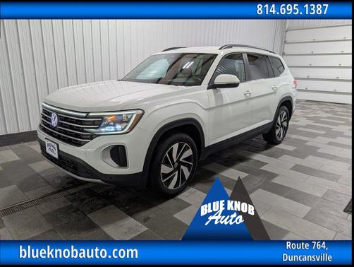 Pure White 2025 Volkswagen Atlas 2.0T SE w/Technology 4MOTION