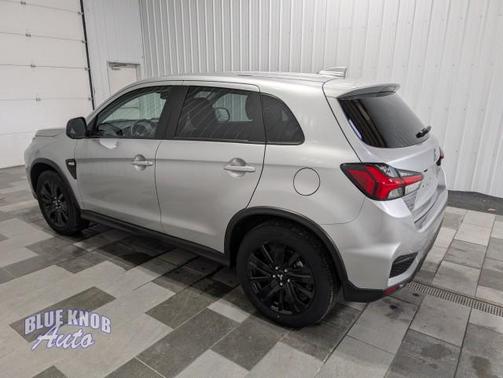 2025 Mitsubishi Outlander Sport 2.0 LE