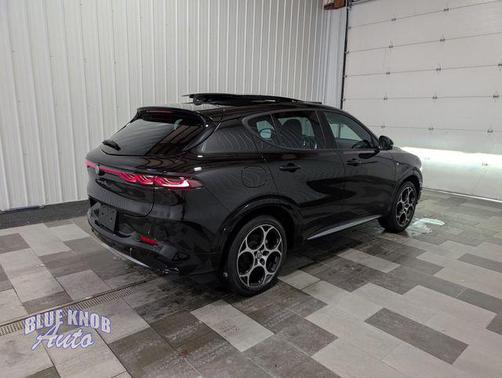 Alfa Black 2024 Alfa Romeo Tonale Ti EAWD
