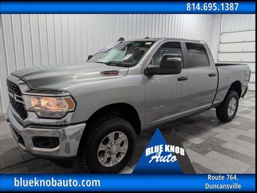 2024 RAM 2500 Big Horn Crew Cab 4x4 6'4' Box