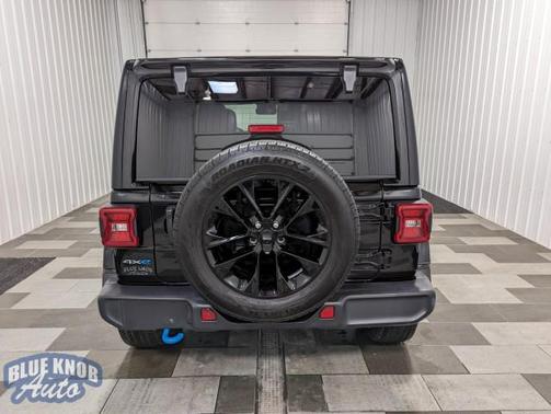 2024 Jeep Wrangler 4xe Sahara