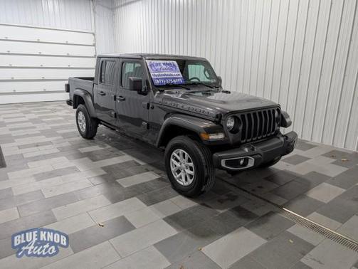 2023 Jeep Gladiator Sport S